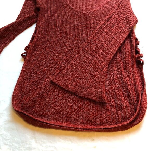 Express sweater V neck Red S/P - Picture 6 of 7